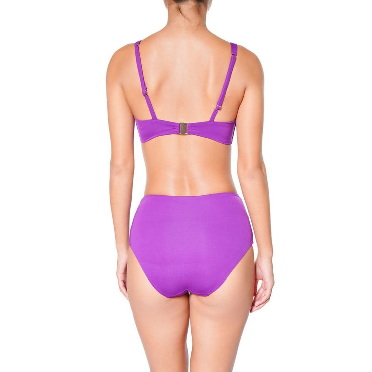 Huit So Chic High Rise